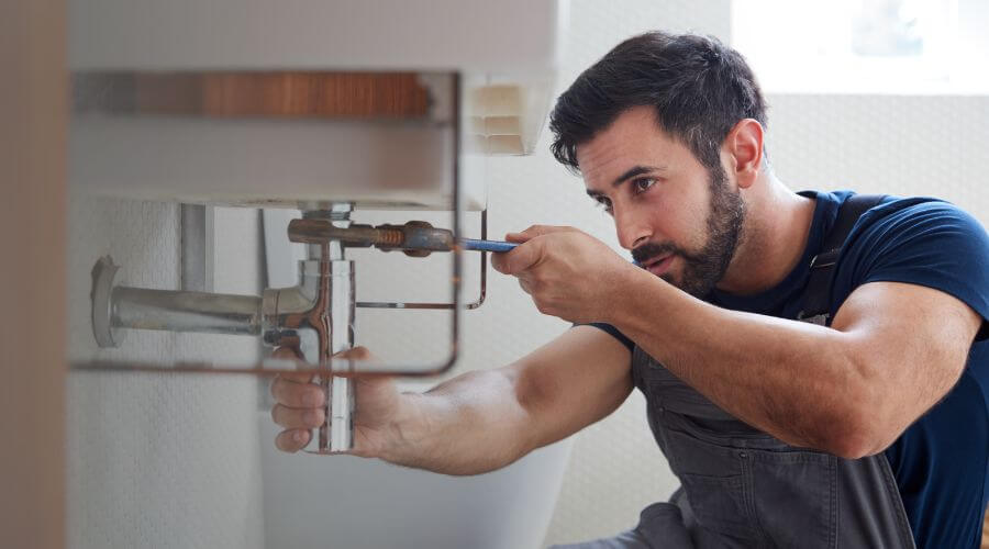 Local water heater installation in Prudence Island, RI